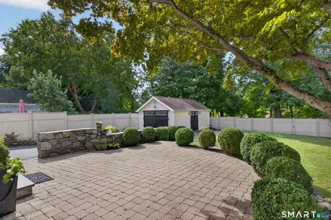 Exterior - 24 Cedar Crest Pl, Norwalk, CT 06854 photo 8 of 9