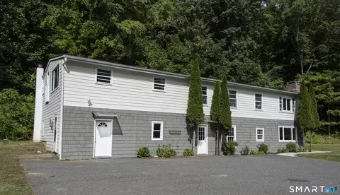 12 Bittersweet Blf, New Milford, CT 06776