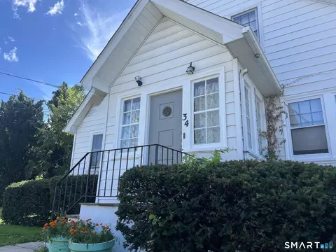 34 Caldwell Ave, Stamford, CT 06902
