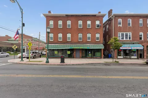 654 Park St, Hartford, CT 06106