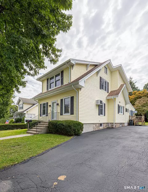 78 Knapp St, Stamford, CT 06907