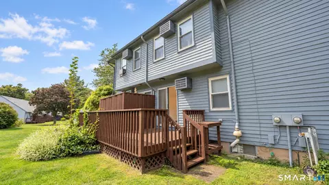 Exterior - 1 Abbott Rd #100, Ellington, CT 06029 photo 3 of 4