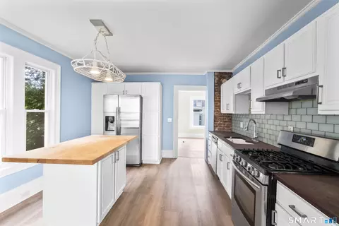 Kitchen - 67 Summer St, Bristol, CT 06010 photo 5 of 6