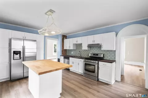 Kitchen - 67 Summer St, Bristol, CT 06010 photo 4 of 6
