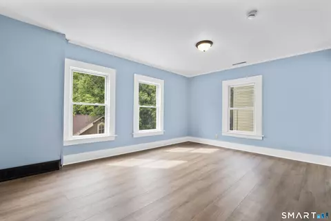 Bedroom - 67 Summer St, Bristol, CT 06010 photo 2 of 2