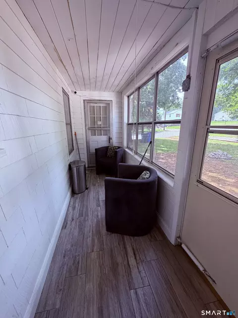 Exterior - 6 Paradise Ave, Hamden, CT 06514 photo 4 of 7
