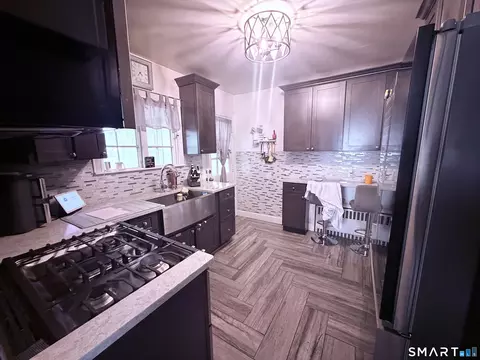 Kitchen - 6 Paradise Ave, Hamden, CT 06514 photo 2 of 2