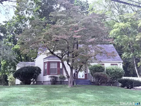Exterior - 6 Paradise Ave, Hamden, CT 06514 photo 2 of 7