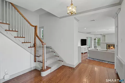 Entry Way - 195 Webb Cir, Monroe, CT 06468 photo 2 of 5