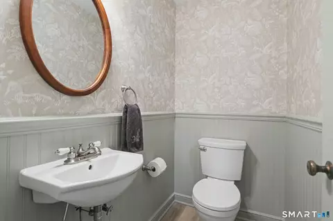 Bath - 195 Webb Cir, Monroe, CT 06468 photo 1 of 3