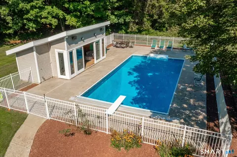 Exterior - 195 Webb Cir, Monroe, CT 06468 photo 5 of 5