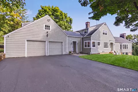 Exterior - 195 Webb Cir, Monroe, CT 06468 photo 1 of 5