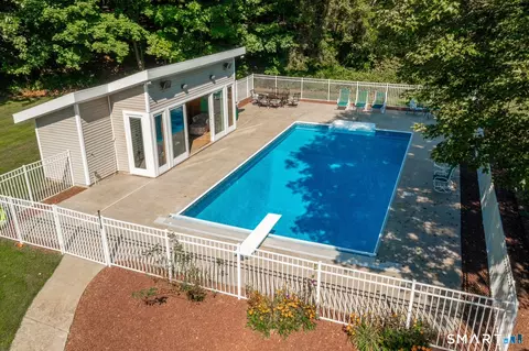 Exterior - 195 Webb Cir, Monroe, CT 06468 photo 5 of 5