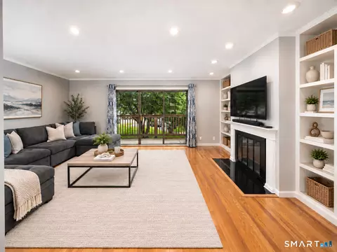 237 Strawberry Hill Ave #37, Stamford, CT 06902