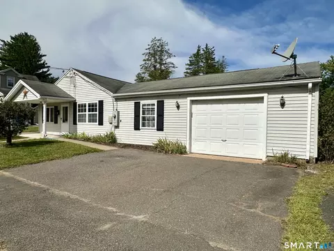Exterior - 1 Edith St, Windsor Locks, CT 06096 photo 3 of 8