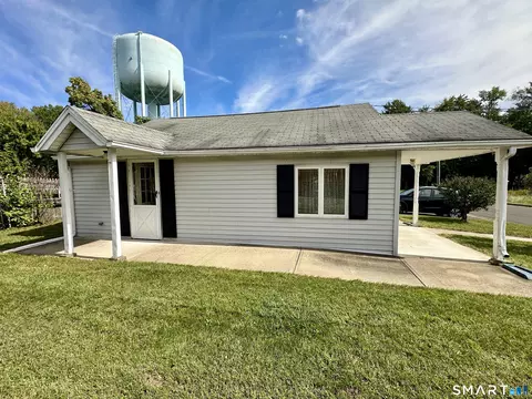 Exterior - 1 Edith St, Windsor Locks, CT 06096 photo 4 of 8