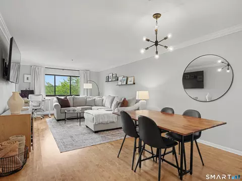 970 Hope St #4A, Stamford, CT 06907