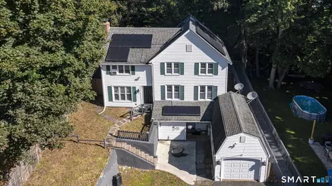18 Markham Pl, Meriden, CT 06450