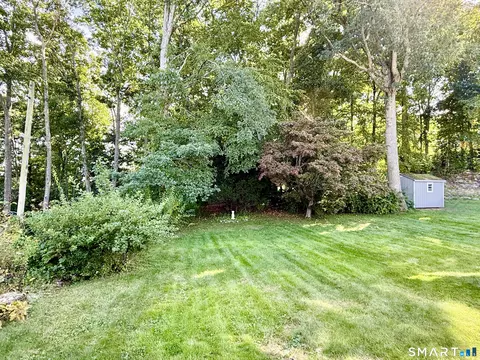 Exterior - 16 Aron Ave, Waterbury, CT 06708 photo 5 of 9