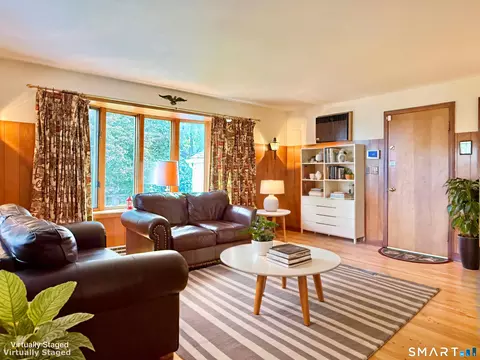Living - 16 Aron Ave, Waterbury, CT 06708 photo 5 of 8