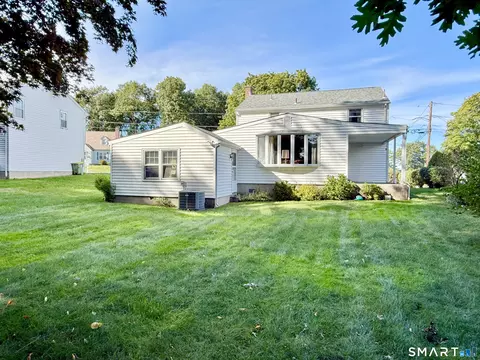 Exterior - 16 Aron Ave, Waterbury, CT 06708 photo 7 of 9