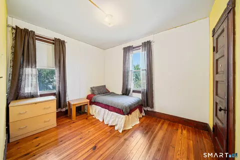 Bedroom - 12 Hull St, Ansonia, CT 06401 photo 3 of 5