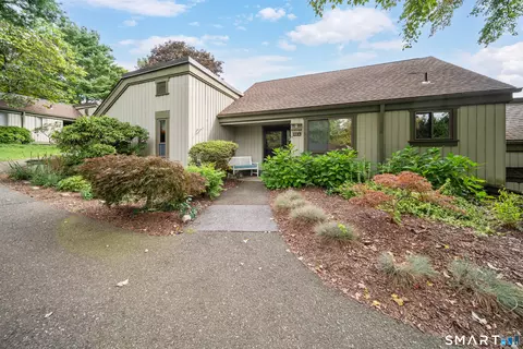 633 Heritage Vlg #A, Southbury, CT 06488