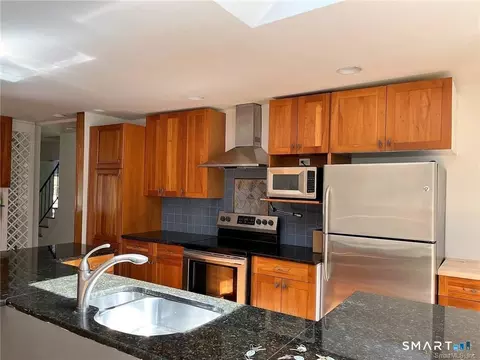 Kitchen - 231 Rivergate Dr, Wilton, CT 06897 photo 1 of 3
