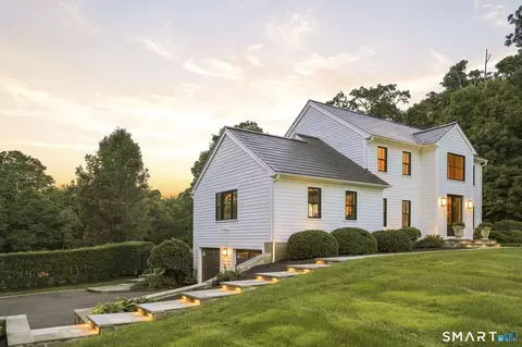Exterior - 40 Great Ring Rd, Newtown, CT 06470 photo 8 of 9