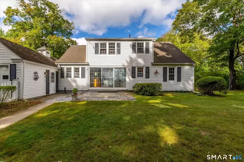 Exterior - 10 Homestead Rd, Killingly, CT 06241 photo 3 of 10