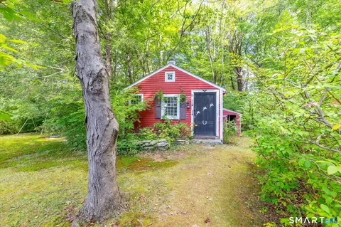 Exterior - 10 Homestead Rd, Killingly, CT 06241 photo 5 of 10