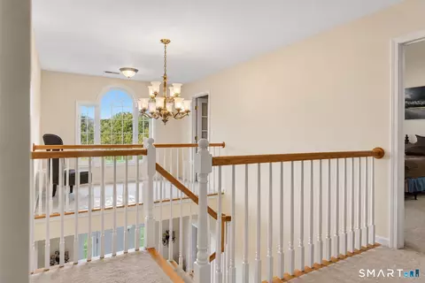 Entry Way - 3 August Mdws, Ledyard, CT 06339 photo 3 of 5