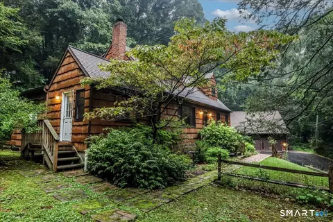 17 E Bucks Rock Rd, New Milford, CT 06776