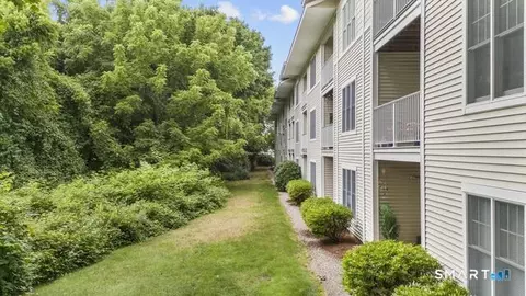 Exterior - 468 Main St #114, Niantic, CT 06357 photo 1 of 4