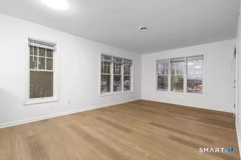 Living - 468 Main St #114, Niantic, CT 06357 photo 3 of 3