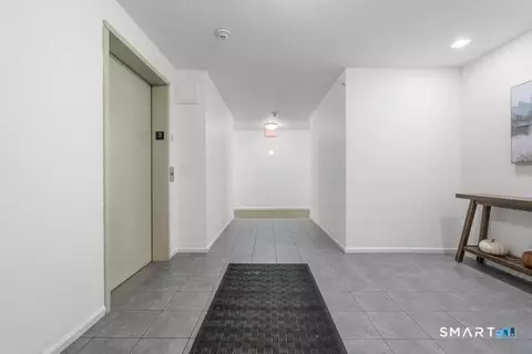 Entry Way - 468 Main St #114, Niantic, CT 06357 photo 3 of 3