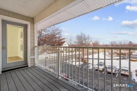 Exterior - 468 Main St #114, Niantic, CT 06357 photo 3 of 4