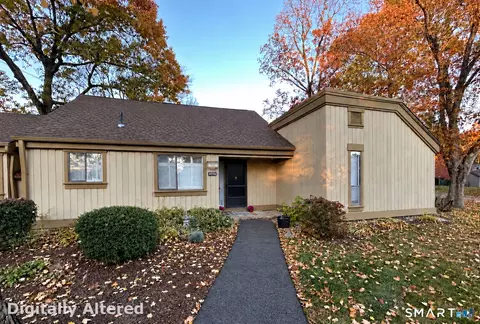 809 Heritage Vlg #B, Southbury, CT 06488