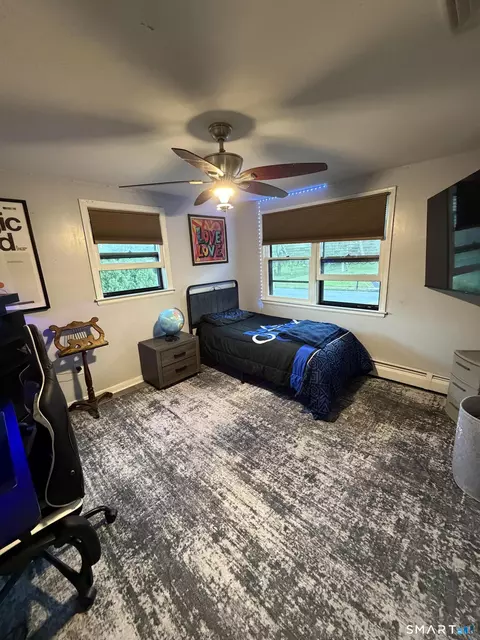 Bedroom - 204 Willowcrest Dr, Windsor, CT 06095 photo 2 of 4