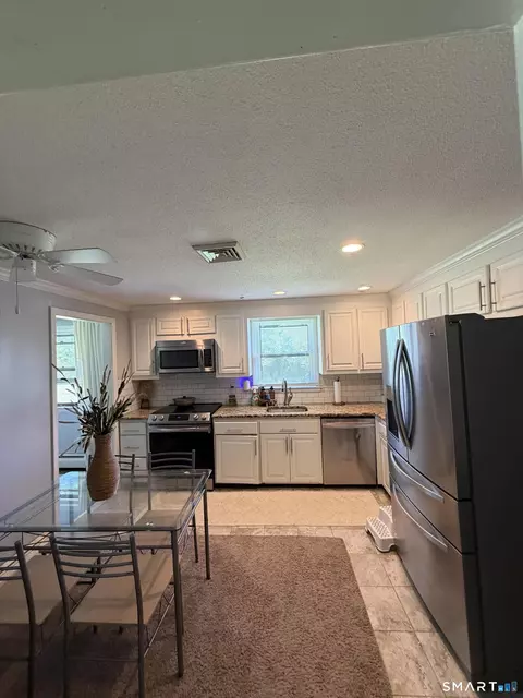 Kitchen - 204 Willowcrest Dr, Windsor, CT 06095 photo 1 of 1