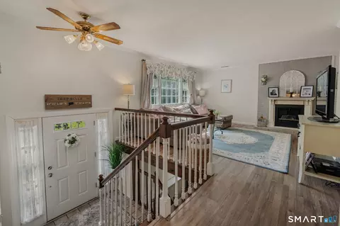 Entry Way - 27 Beechwood Dr, Deep River, CT 06417 photo 1 of 4