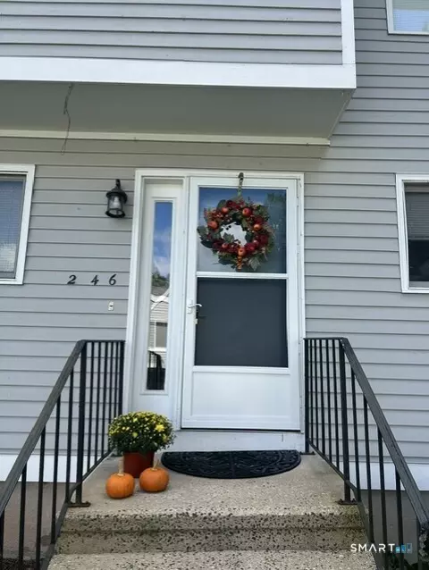 246 Greens Farm Rd #246, Branford, CT 06405