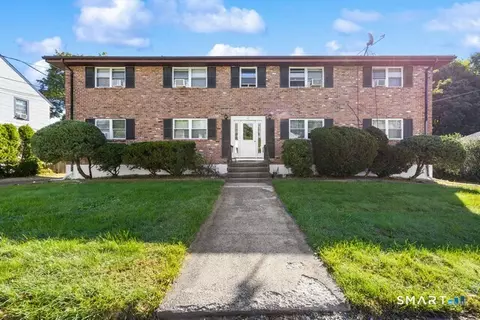 77 Quinn St, Naugatuck, CT 06770