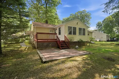 Exterior - 104 Forest Dr, Wethersfield, CT 06109 photo 4 of 6