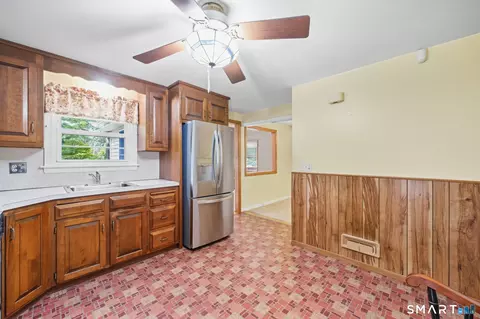 Kitchen - 104 Forest Dr, Wethersfield, CT 06109 photo 2 of 3