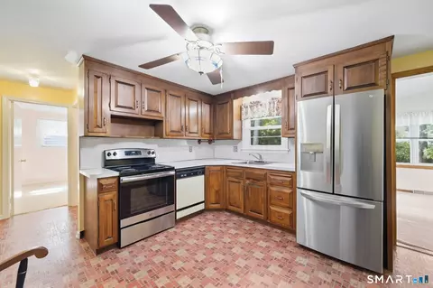 Kitchen - 104 Forest Dr, Wethersfield, CT 06109 photo 1 of 3