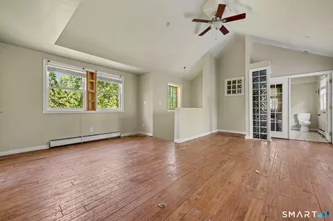 Living - 2 Davis Rd, North Haven, CT 06473 photo 6 of 11