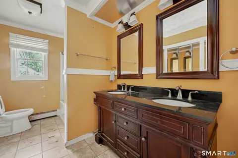 Bath - 2 Davis Rd, North Haven, CT 06473 photo 1 of 3
