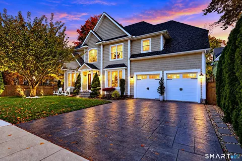240 Gulf St, Milford, CT 06460
