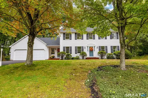 160 Mcintosh Dr, Bristol, CT 06010